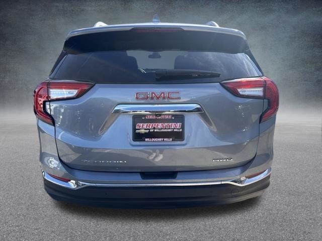 Used 2023 GMC Terrain SLT AWD/4WD image 9