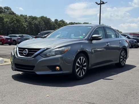 Used 2018 Nissan Altima 2.5 SL FWD image 23