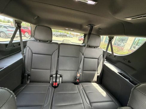 Used 2021 GMC Yukon XL Denali w/ Denali Ultimate Package AWD/4WD image 35
