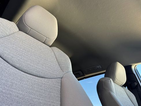 New 2026 Toyota Sienna LE image 17