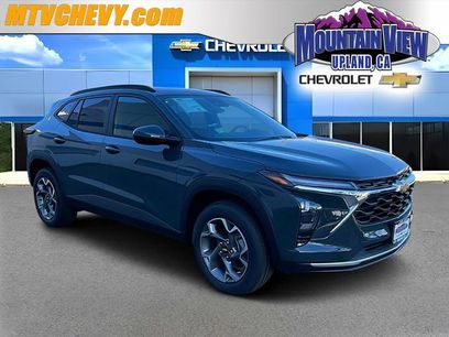 New 2026 Chevrolet Trax LT w/ Driver Confidence Package