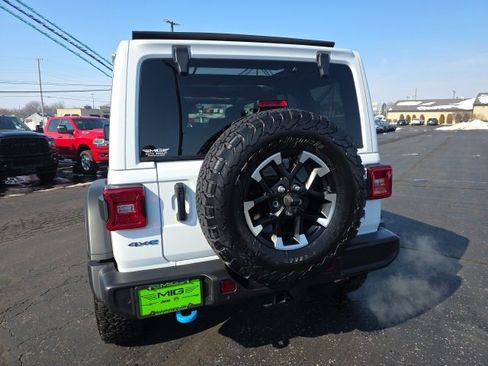 Used 2025 Jeep Wrangler Unlimited Rubicon 4xe w/ Safety Group image 5