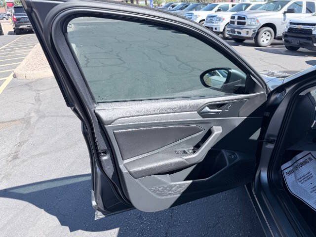 Used 2019 Volkswagen Jetta S w/ Driver Assistance Package FWD image 10