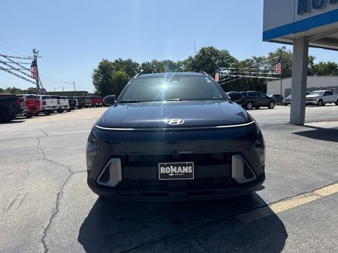 Used 2025 Hyundai Kona SEL FWD image 10