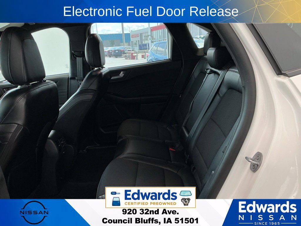 Used 2024 Ford Escape ST-Line w/ Equipment Group 301A FWD image 15