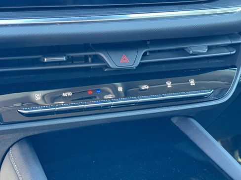 Used 2025 Buick Envision Preferred image 30