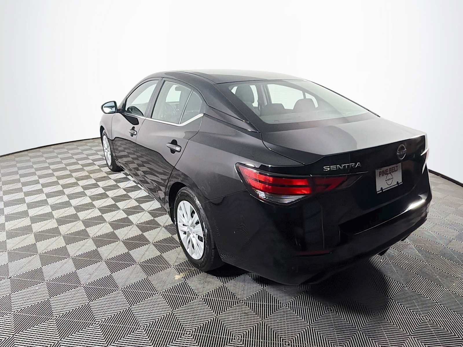 Used 2025 Nissan Sentra S FWD image 6
