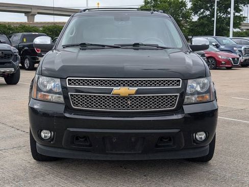 Used 2013 Chevrolet Avalanche LTZ image 9