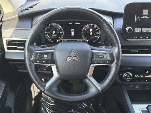 Used 2023 Mitsubishi Outlander SEL 40th Anniversary image 7