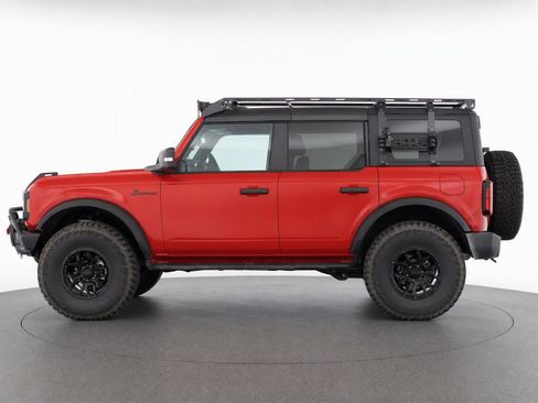 Used 2023 Ford Bronco Wildtrak AWD/4WD image 3