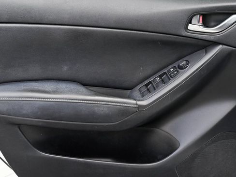 Used 2016 MAZDA CX-5 Sport w/ Rear Camera Package image 13