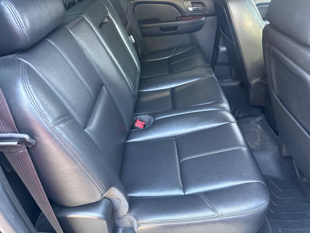 Used 2013 GMC Sierra 2500 SLT w/ SLT Convenience Package AWD/4WD image 18