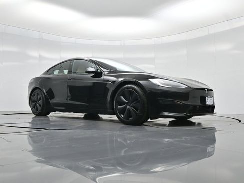 Used 2021 Tesla Model S Plaid image 45