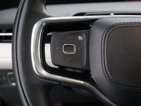 Used 2024 Lincoln Nautilus Reserve w/ Equipment Group 202A image 17