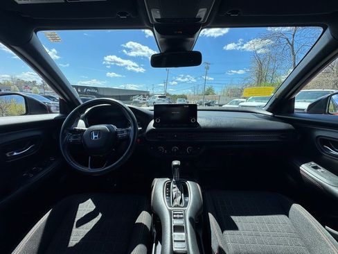 Used 2024 Honda HR-V Sport image 15
