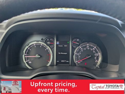 Used 2023 Toyota 4Runner TRD Off-Road Premium w/ Moonroof Package AWD/4WD image 20