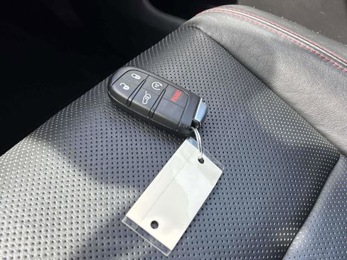 Used 2024 Dodge Durango GT image 20