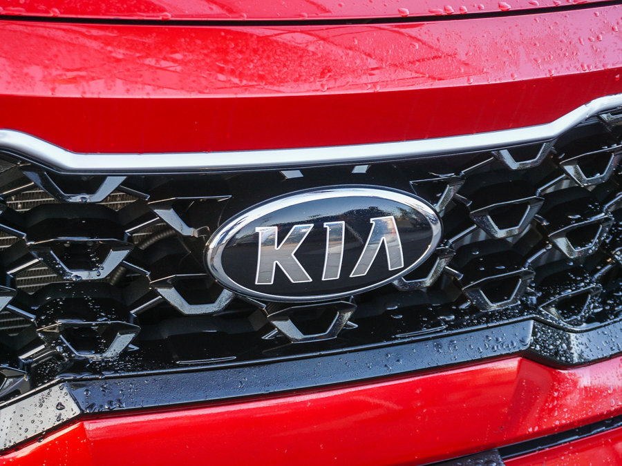 Certified 2021 Kia Sorento EX FWD image 12