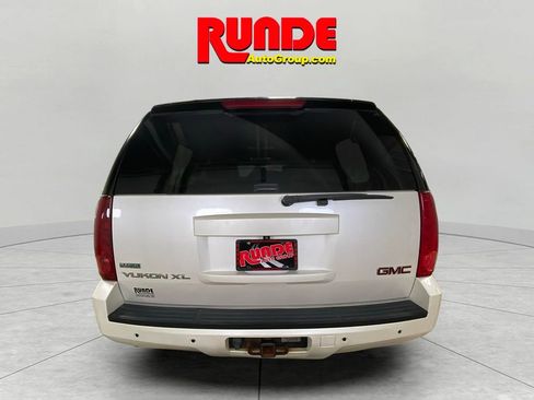 Used 2012 GMC Yukon XL SLT w/ SLT-2 Equipment Package image 4