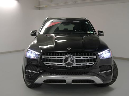 Certified 2025 Mercedes-Benz GLE 350 4MATIC image 3