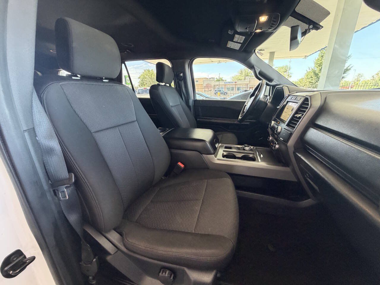 Used 2019 Ford Expedition XLT RWD image 17