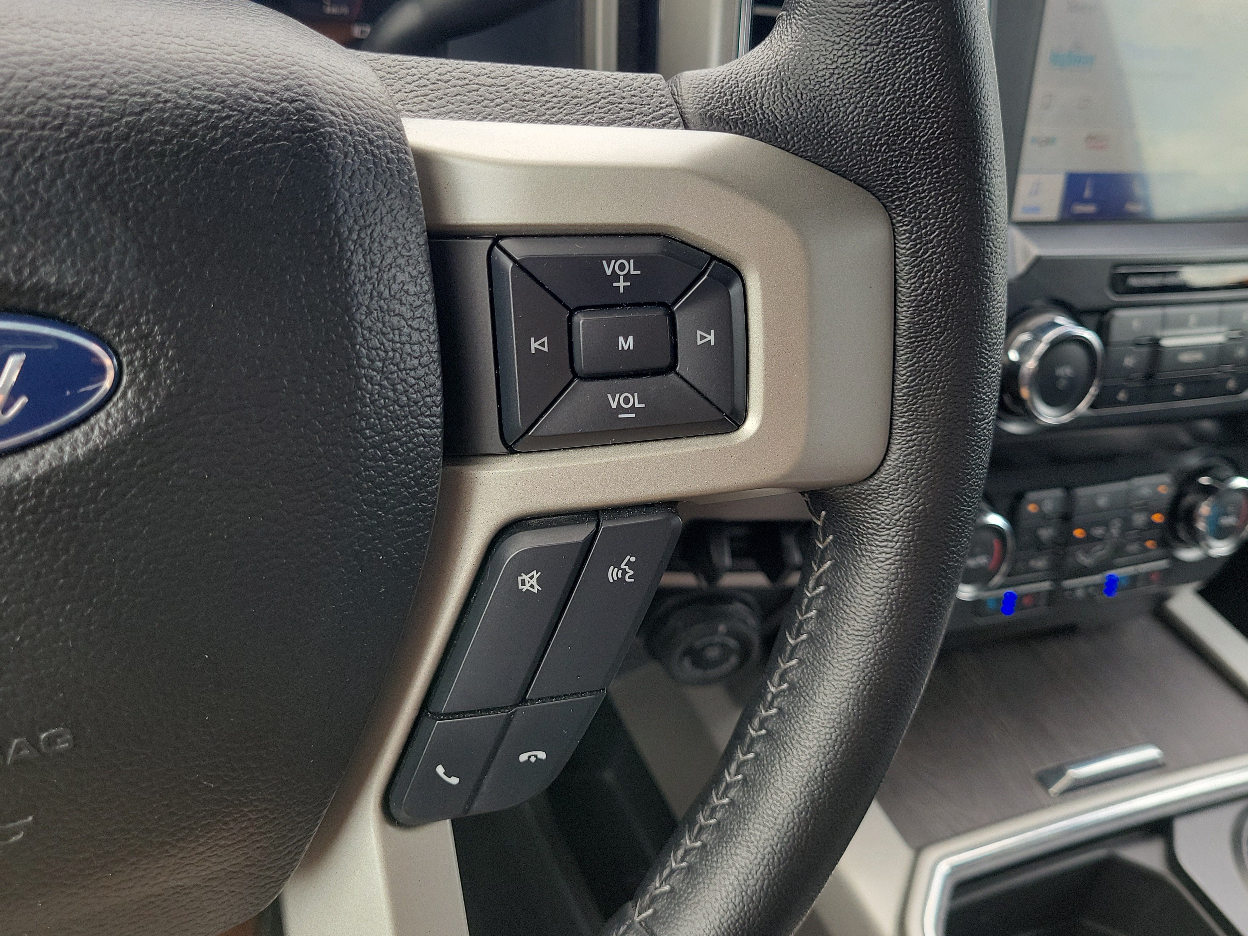 Used 2021 Ford F250 Lariat AWD/4WD image 22