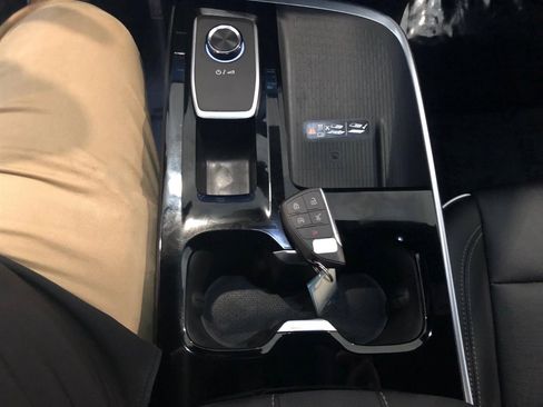 Used 2025 Buick Enclave Preferred image 26