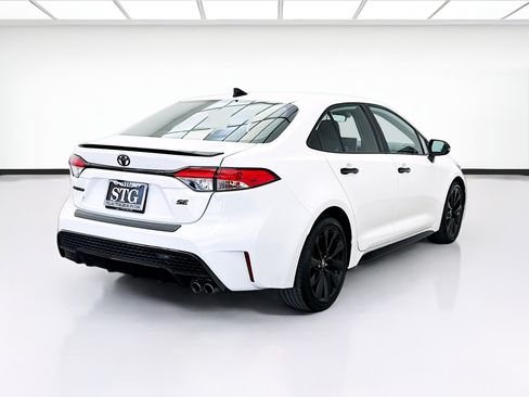 Used 2021 Toyota Corolla SE w/ Carpet Mat Package (TMS) FWD image 4