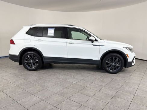 Used 2022 Volkswagen Tiguan SE image 8