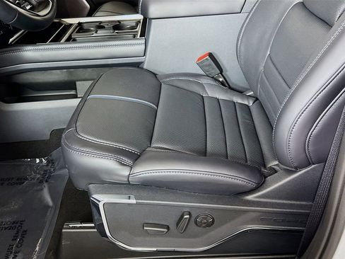 New 2026 Ford F350 Platinum w/ Tremor Off-Road Package image 23