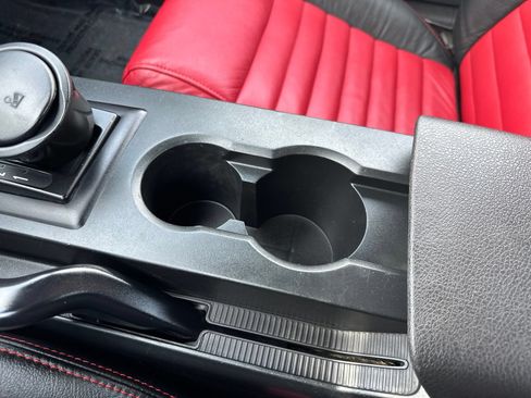 Used 2007 Ford Mustang Convertible RWD image 43