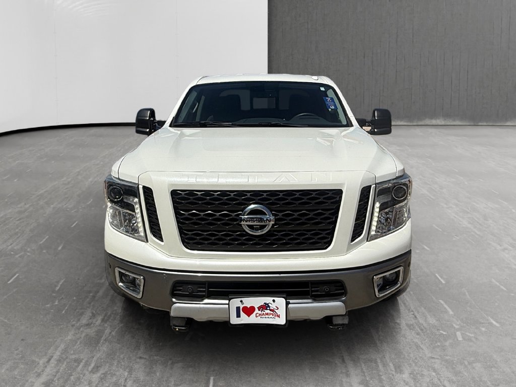 Used 2018 Nissan Titan PRO-4X w/ Pro-4x Convenience Package AWD/4WD image 8