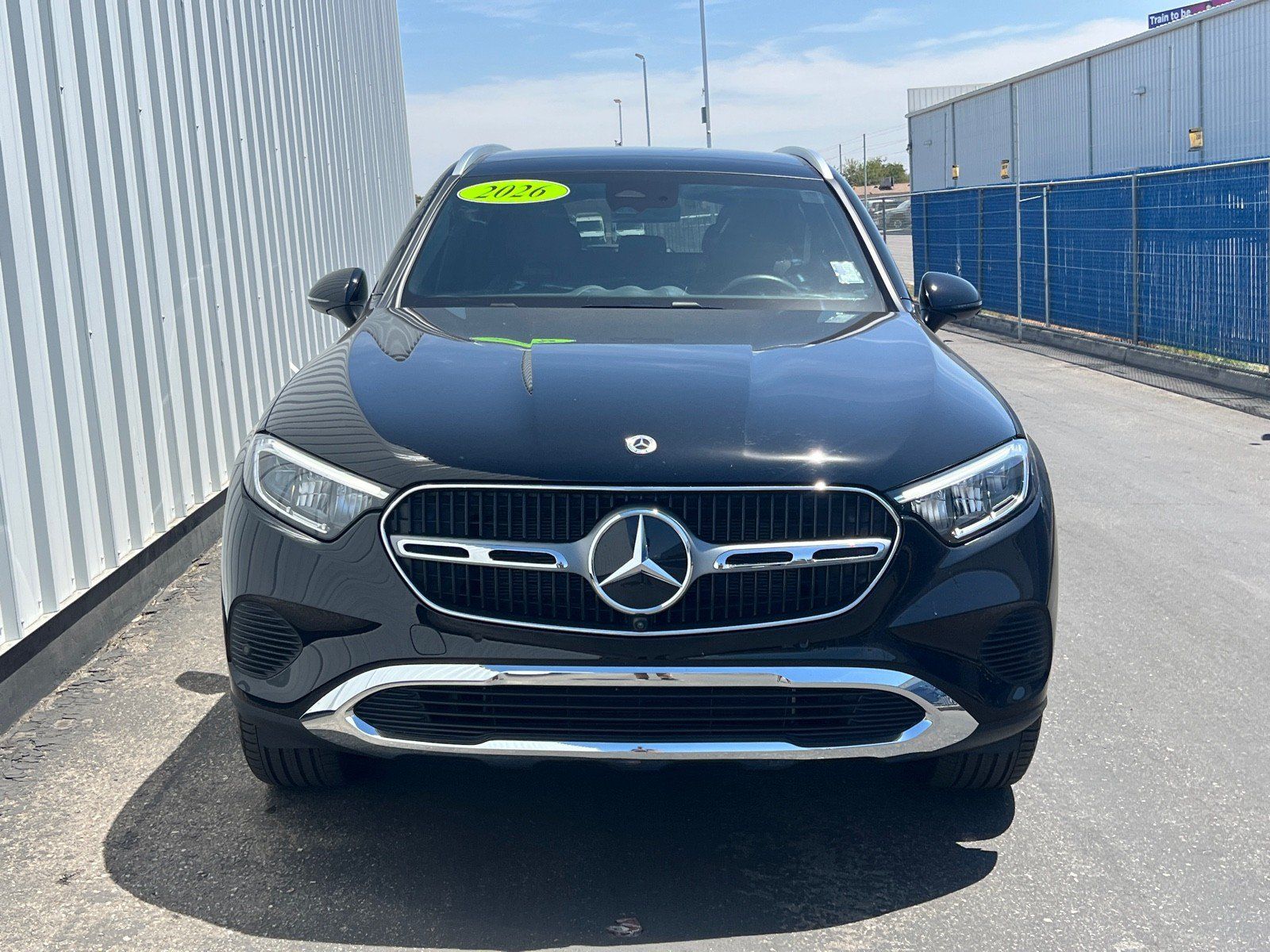 Used 2026 Mercedes-Benz GLC 300 4MATIC image 2