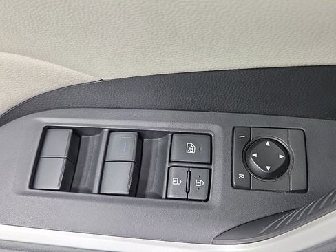 Used 2019 Toyota RAV4 XLE w/ Convenience Package AWD/4WD image 29