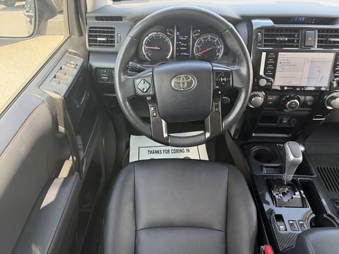 Used 2024 Toyota 4Runner TRD Off-Road Premium w/ Moonroof Package AWD/4WD image 15