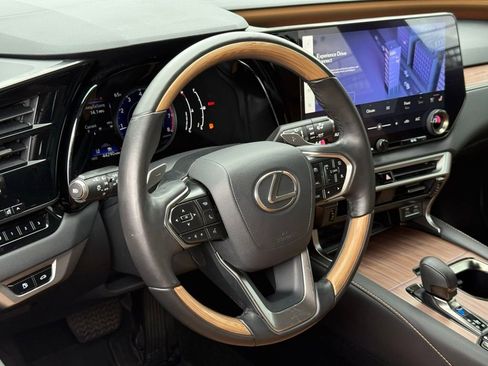 Certified 2023 Lexus RX 350 Premium Plus w/ Cold Area Package image 20