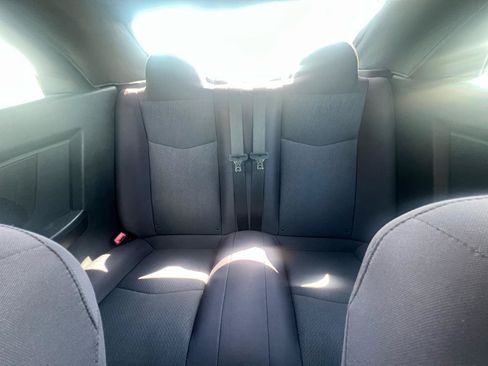 Used 2014 Chrysler 200 Touring FWD image 18