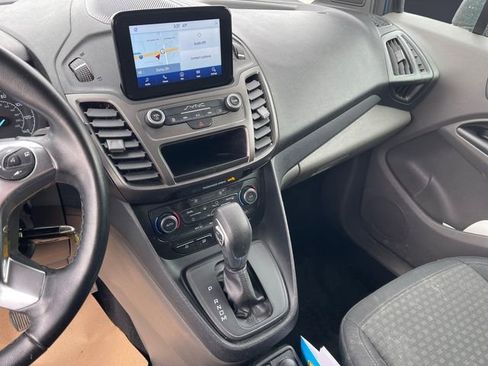 Used 2022 Ford Transit Connect XLT FWD image 11