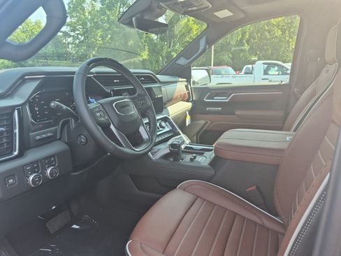 New 2026 GMC Sierra 1500 Denali Ultimate AWD/4WD image 11