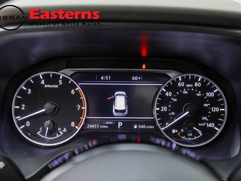 Used 2023 Nissan Rogue SL w/ SL Premium Package image 18