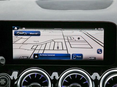 New 2025 Mercedes-Benz GLA 250 4MATIC image 14