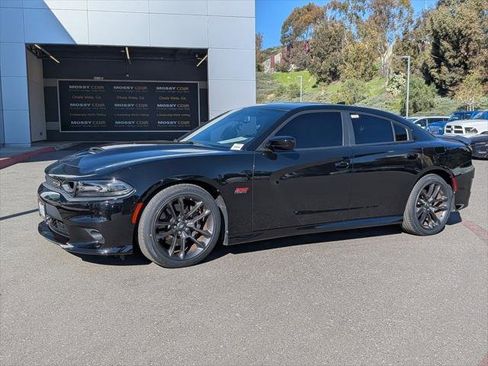 Certified 2021 Dodge Charger Scat Pack image 2
