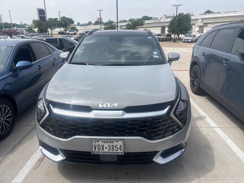 Certified 2024 Kia Sportage SX FWD image 2