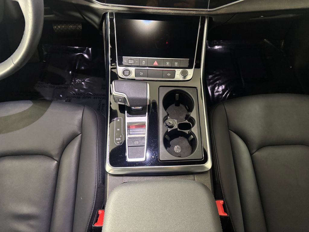 Used 2023 Audi Q7 2.0T Premium Plus w/ Premium Plus Package AWD/4WD image 17