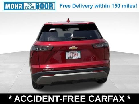 Used 2025 Chevrolet Equinox LT w/ Safety and Technology Package FWD image 4