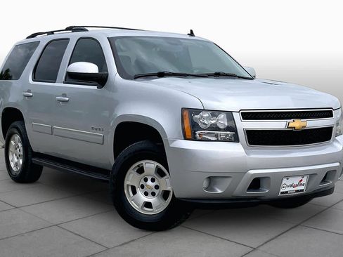 Used 2012 Chevrolet Tahoe LS RWD image 2