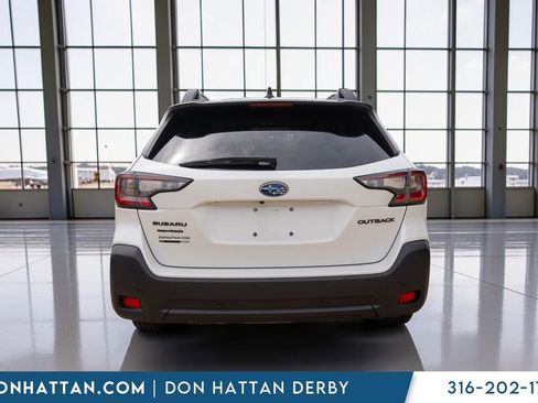 Used 2025 Subaru Outback Onyx Edition AWD/4WD image 33