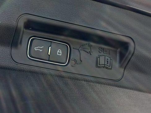 Certified 2023 Ford Explorer XLT w/ Equipment Group 202A AWD/4WD image 12