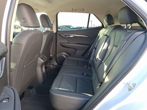 Used 2023 Buick Envision Essence image 14