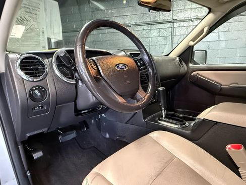 Used 2008 Ford Explorer XLT AWD/4WD image 10